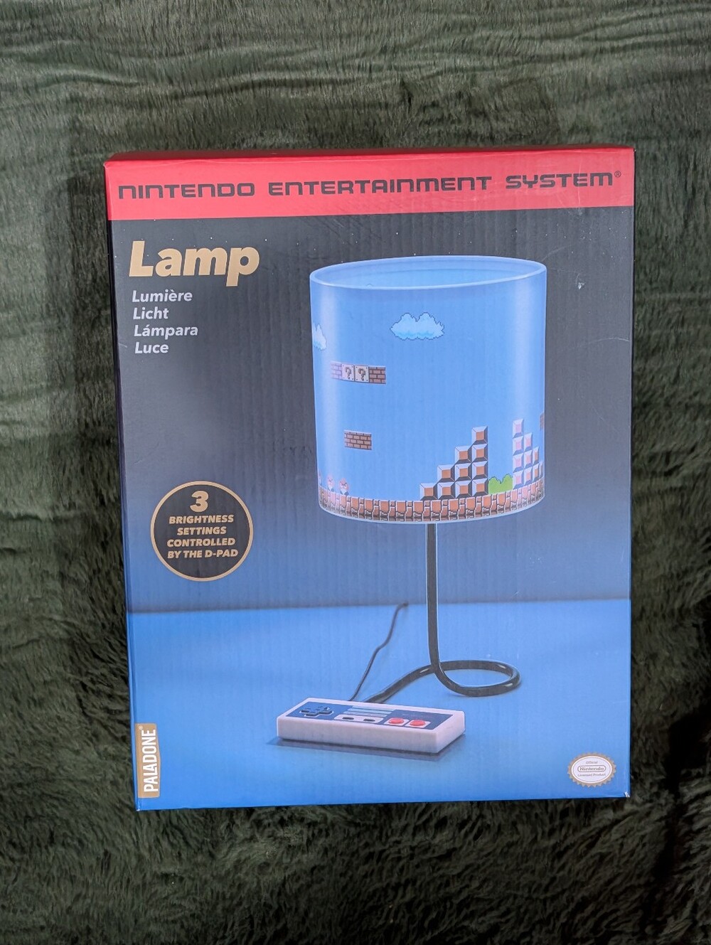 Brand New Nintendo NES Super Mario USB Lamp with Controller Base